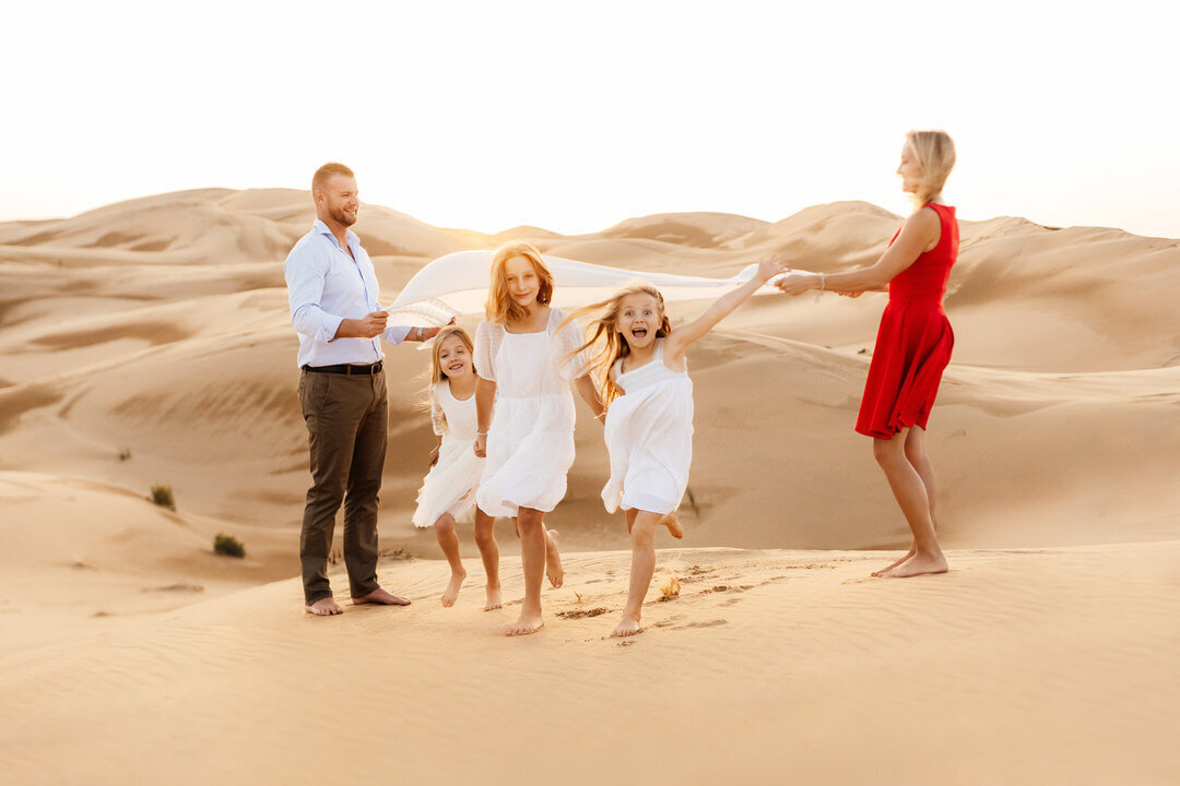 Family Photography Abu Dhabi | Desert Photo Shoot | Family Portrait Photographer - Jessica Kennedy Photography